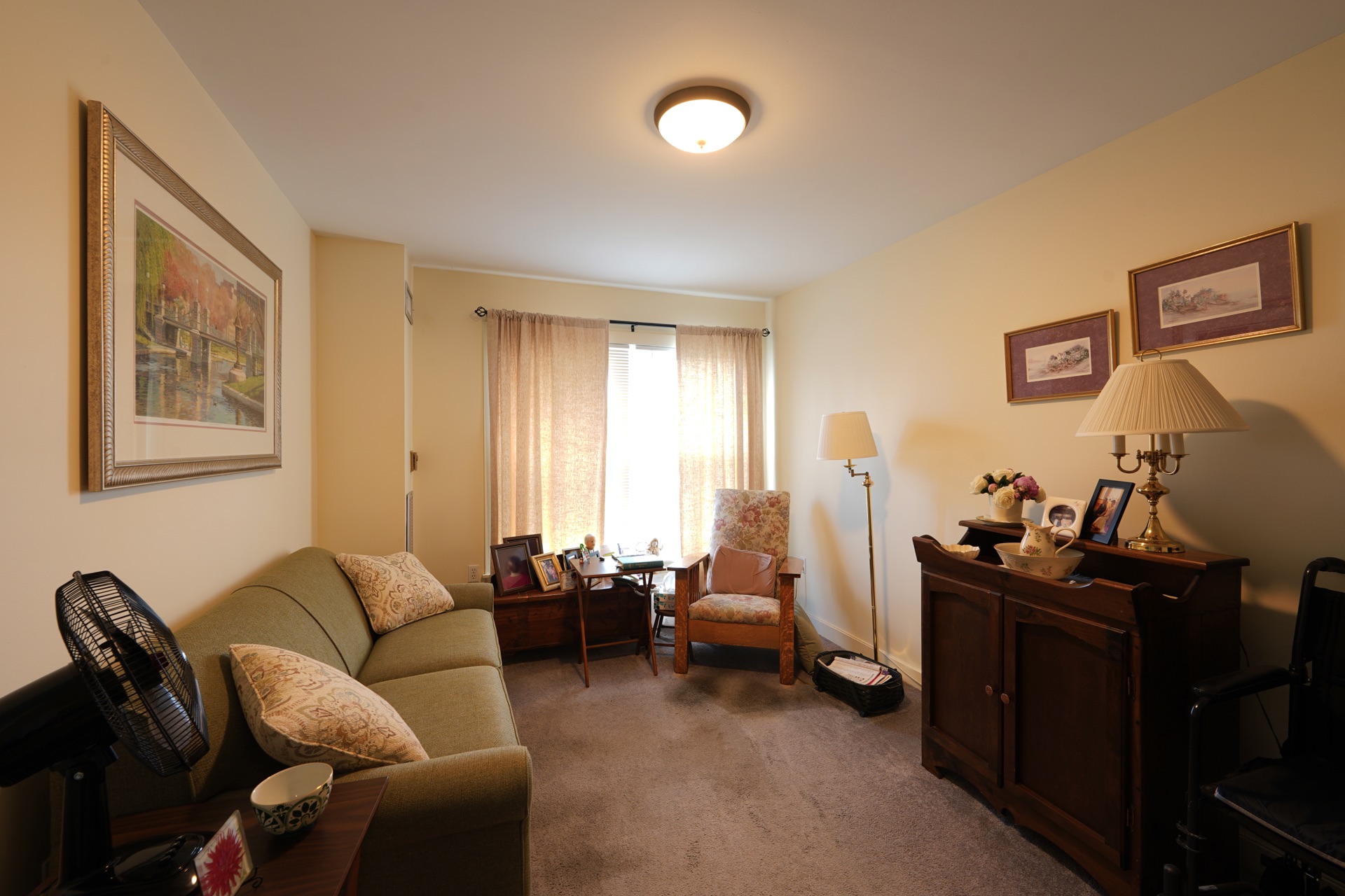 One-bedroom living area